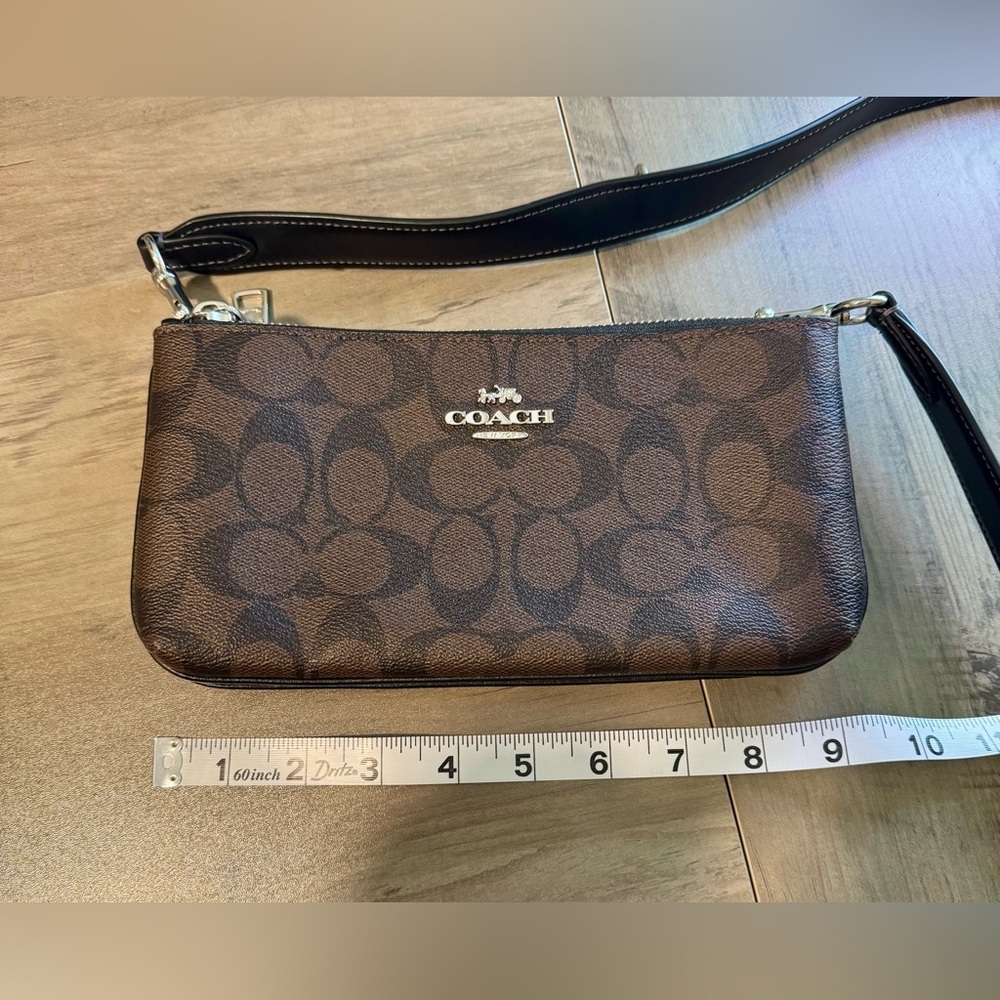 Coach Double Zip Crossbody in Signature Canvas- New without tags - Picture 13 of 14